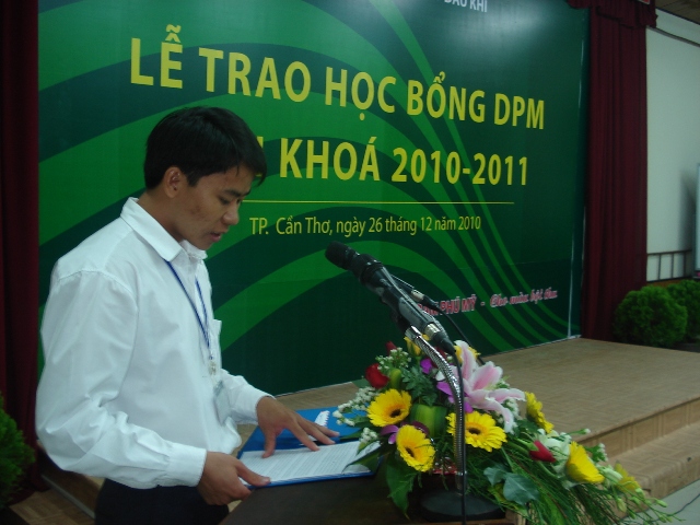 Tổng công ty Phân bón và Hóa chất Dầu khí trao học bổng DPM tại Cần Thơ