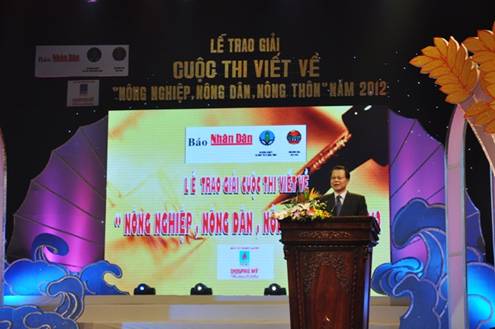 Lễ trao giải “Cuộc thi viết về Nông nghiệp, Nông dân, Nông thôn” năm 2012