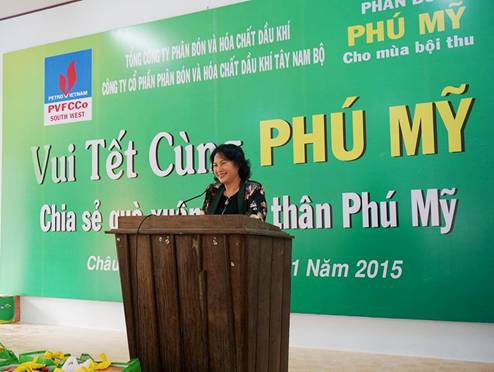 Ấm áp nghĩa tình với “Vui Tết cùng Phú Mỹ” năm 2015