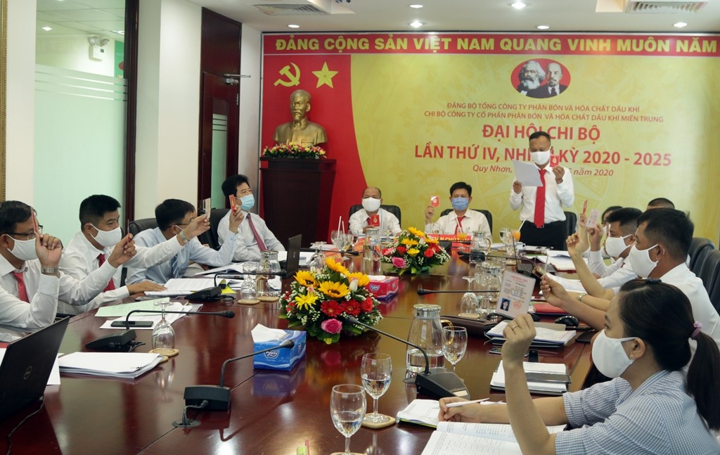 PVFCCo Central tổ chức thành công Đại hội Chi bộ lần thứ IV, nhiệm kỳ 2020-2025