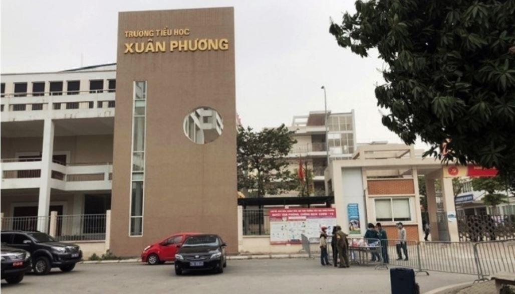 Petrovietnam hỗ trợ quận Nam Từ Liêm và Trường Tiểu học Xuân Phương phòng chống dịch COVID-19