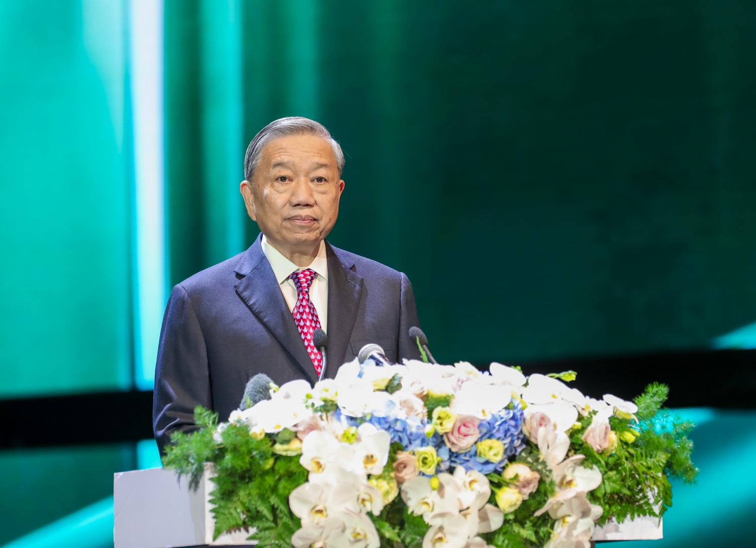 General Secretary Tô Lâm at the 50th Anniversary of Petrovietnam's Establishment