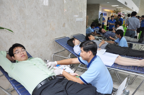 Press release: Hundreds of PVFCCo staffs joined blood donation activity