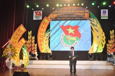 Luong Dinh Cua Award honored 100 young farmers from Southern provinces
