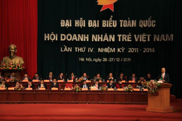 Tổng giám đốc PVFCCo được bầu giữ chức Phó Chủ tịch Ủy Ban trung ương Hội Doanh nhân trẻ Việt Nam nhiệm kỳ 2011-2014