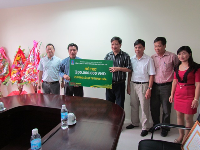 PVFCCo triển khai gói cứu trợ trị giá gần 1 tỷ đồng tại các tỉnh Bắc Trung Bộ