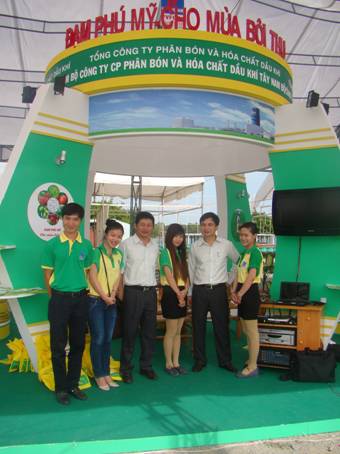 PVFCCo SW tham gia Hội chợ Nông – Công nghiệp – Thương mại dịch vụ Kiên Giang 2012