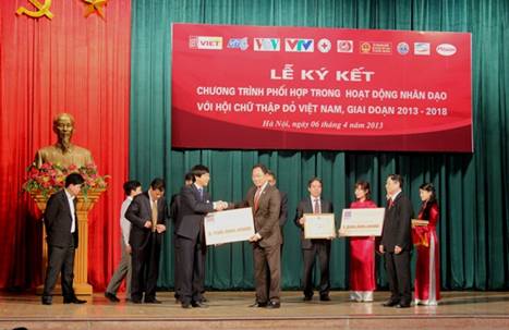 PVFCCo supports VND 2.1 billion to “The cow bank” project