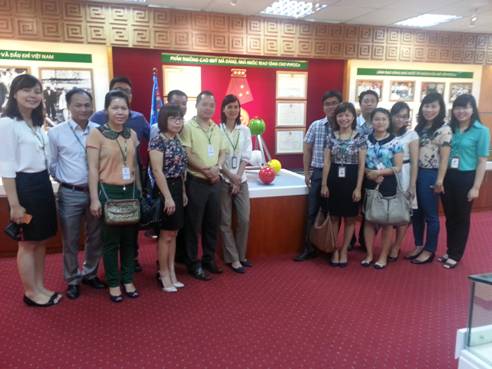 Công đoàn PVFCCo North tổ chức thăm quan Phòng truyền thống của PVFCCo