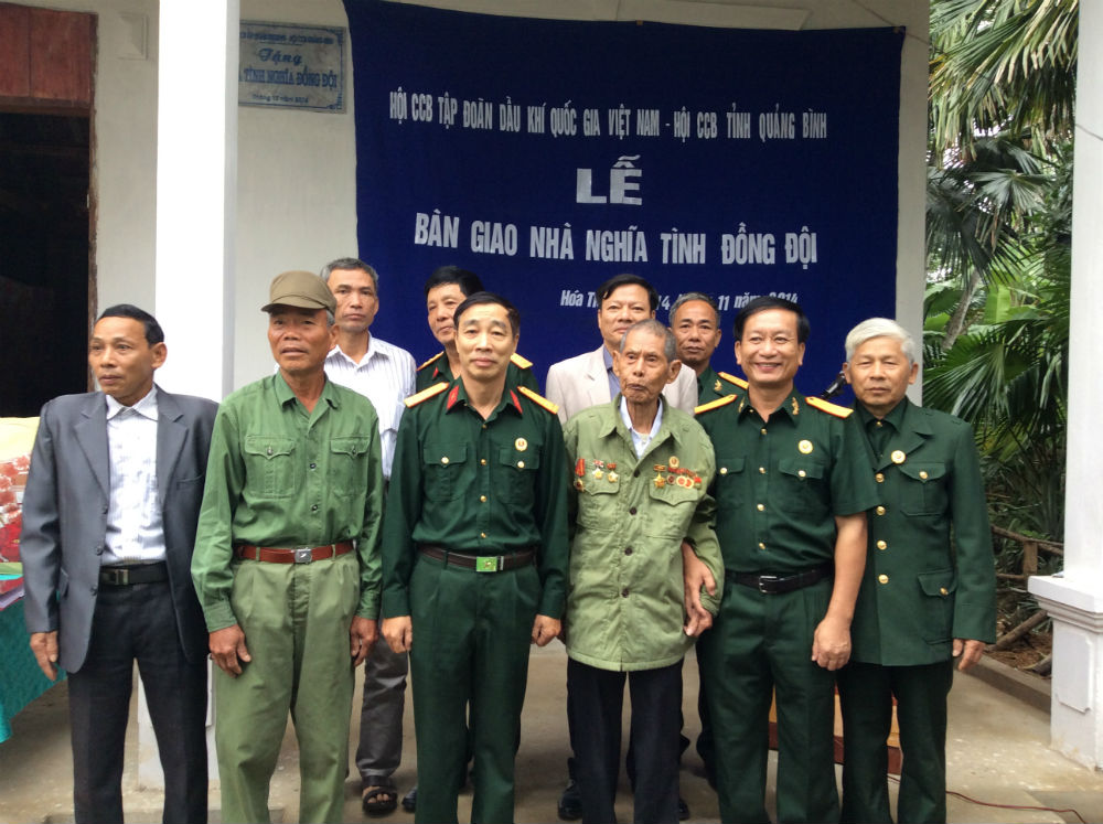 The “Comradeship house” handover in Quang Binh Province from PVN’s Veterans Association