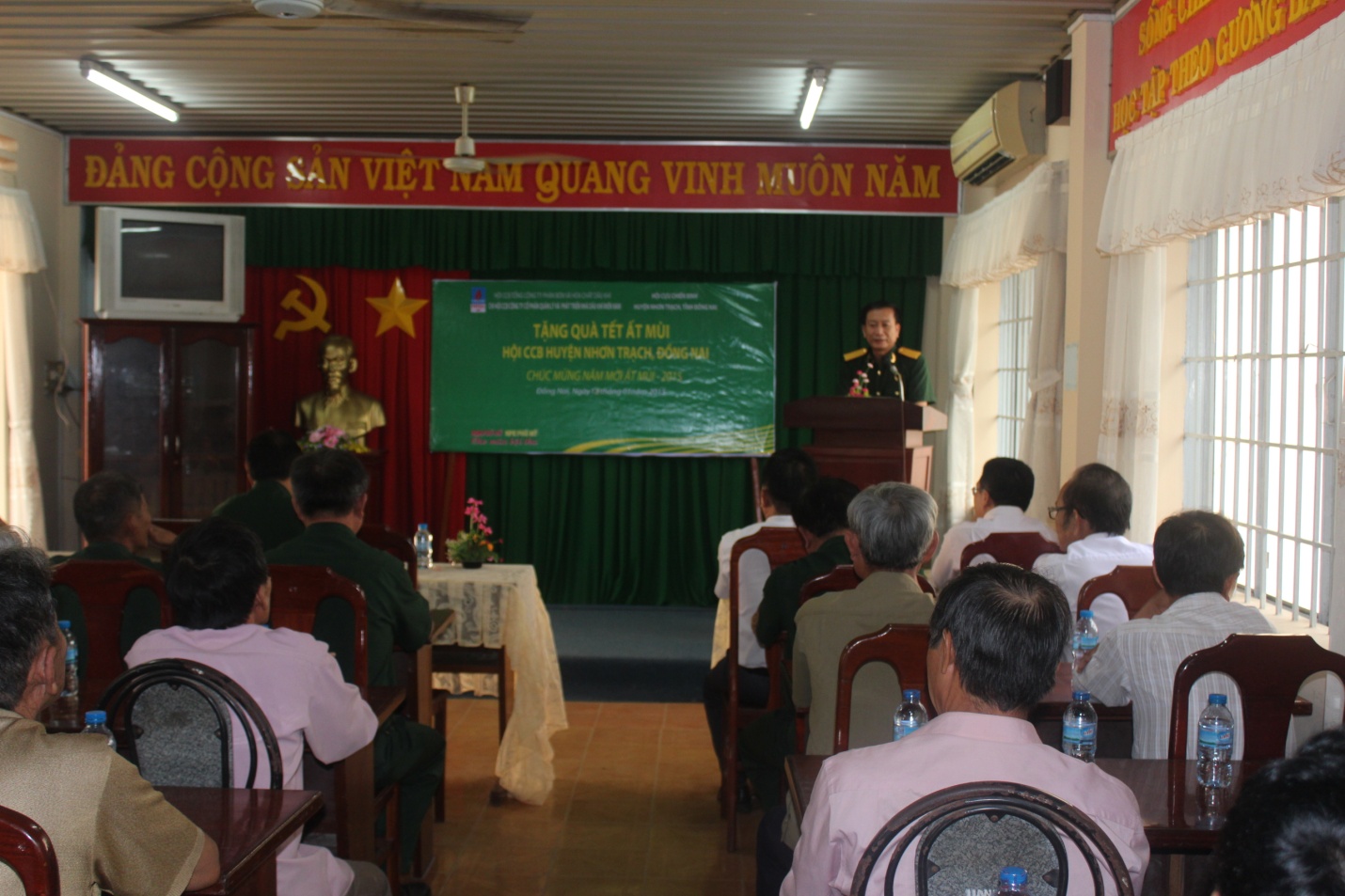 Hội Cựu chiến binh PVFCCo và PVFCCo – SBD đến thăm và tặng quà nhân dịp Tết Ất Mùi tại Đồng Nai