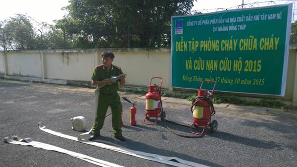 PVFCCo SW tổ chức diễn tập Phòng cháy chữa cháy tại kho Thanh Bình, tỉnh Đồng Tháp