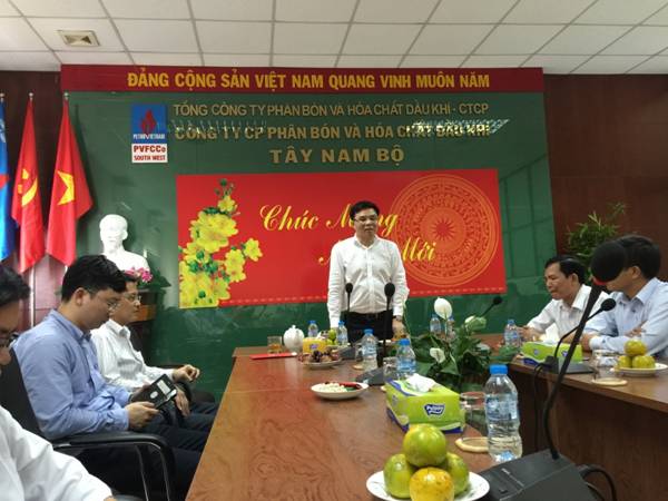 Lãnh đạo Tập đoàn Dầu khí Việt Nam thăm và chúc tết PVFCCo SW