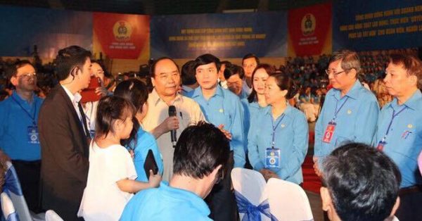 Chủ tịch CĐDKVN tham dự triển lãm “Tự hào trí tuệ lao động Việt Nam” và chương trình Thủ tướng Chính phủ đối thoại với NLĐ