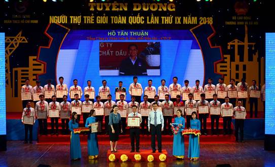 Two young engineers of PVFCCo were honored in the 9th National Ceremony of “Excellent Young Worker”
