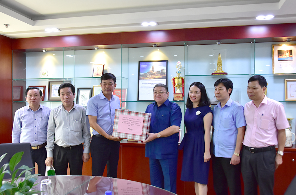 Đoàn công tác của TW Hội Nông dân Việt Nam đến thăm và làm việc tại PVFCCo